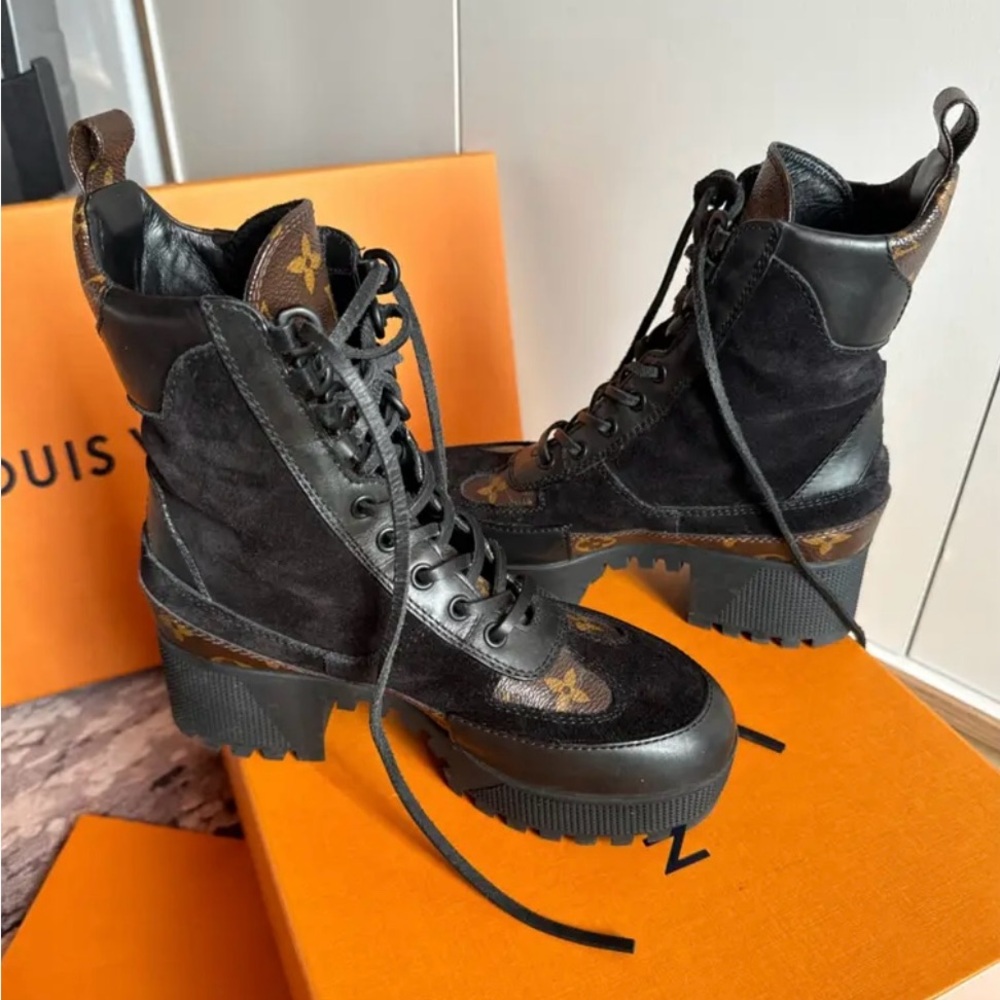 Louis Vuitton Laureate Boots
